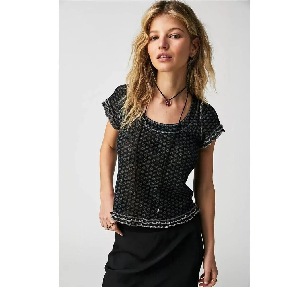 Free People Garner Tee Blouse Top Floral Print Ruffle Short Sleeve - Picture 1 of 7